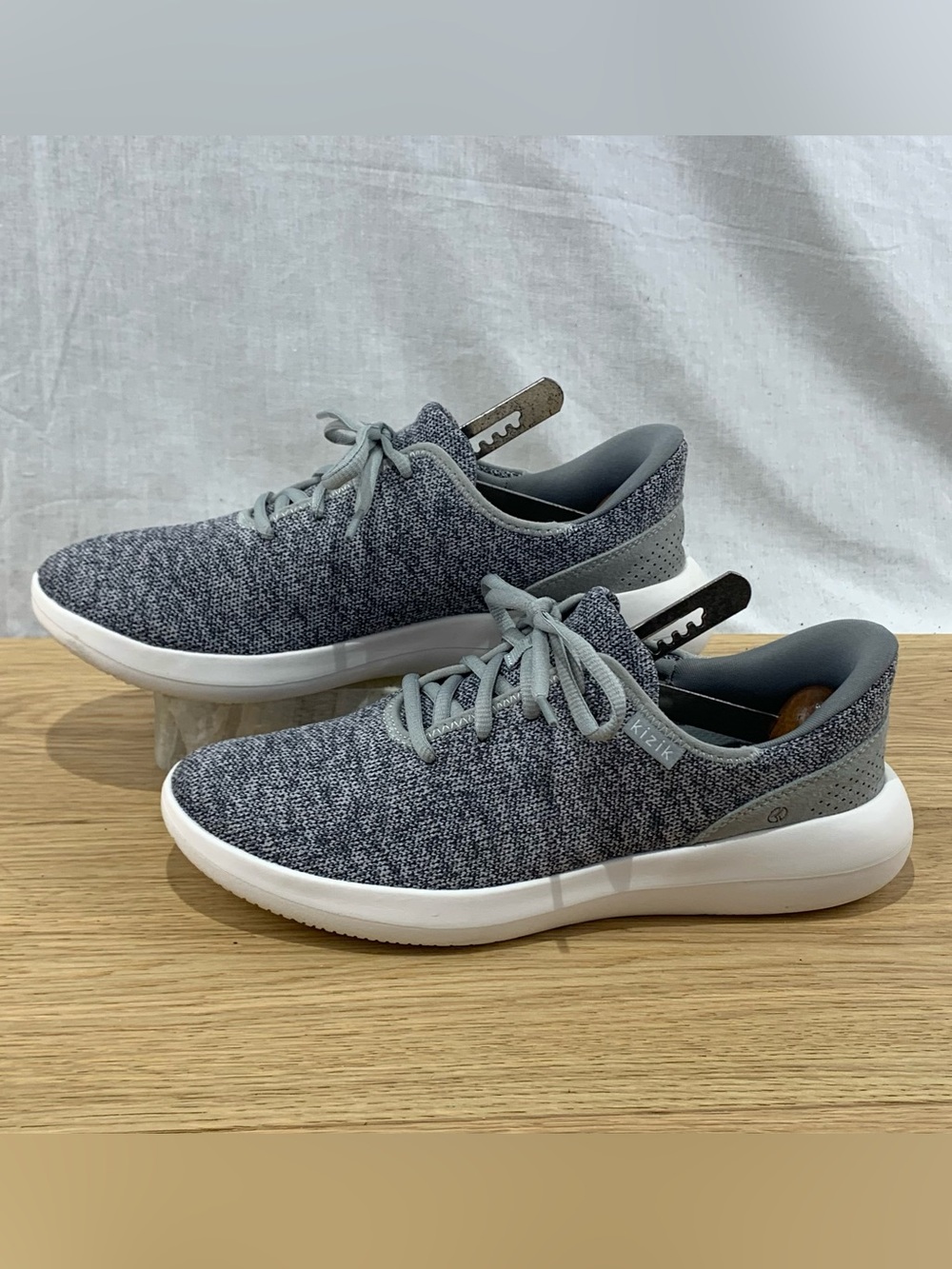 Kizik Madrid Women’s 9 Eco Knit Heathered Grey Athletic Hands Free Shoes